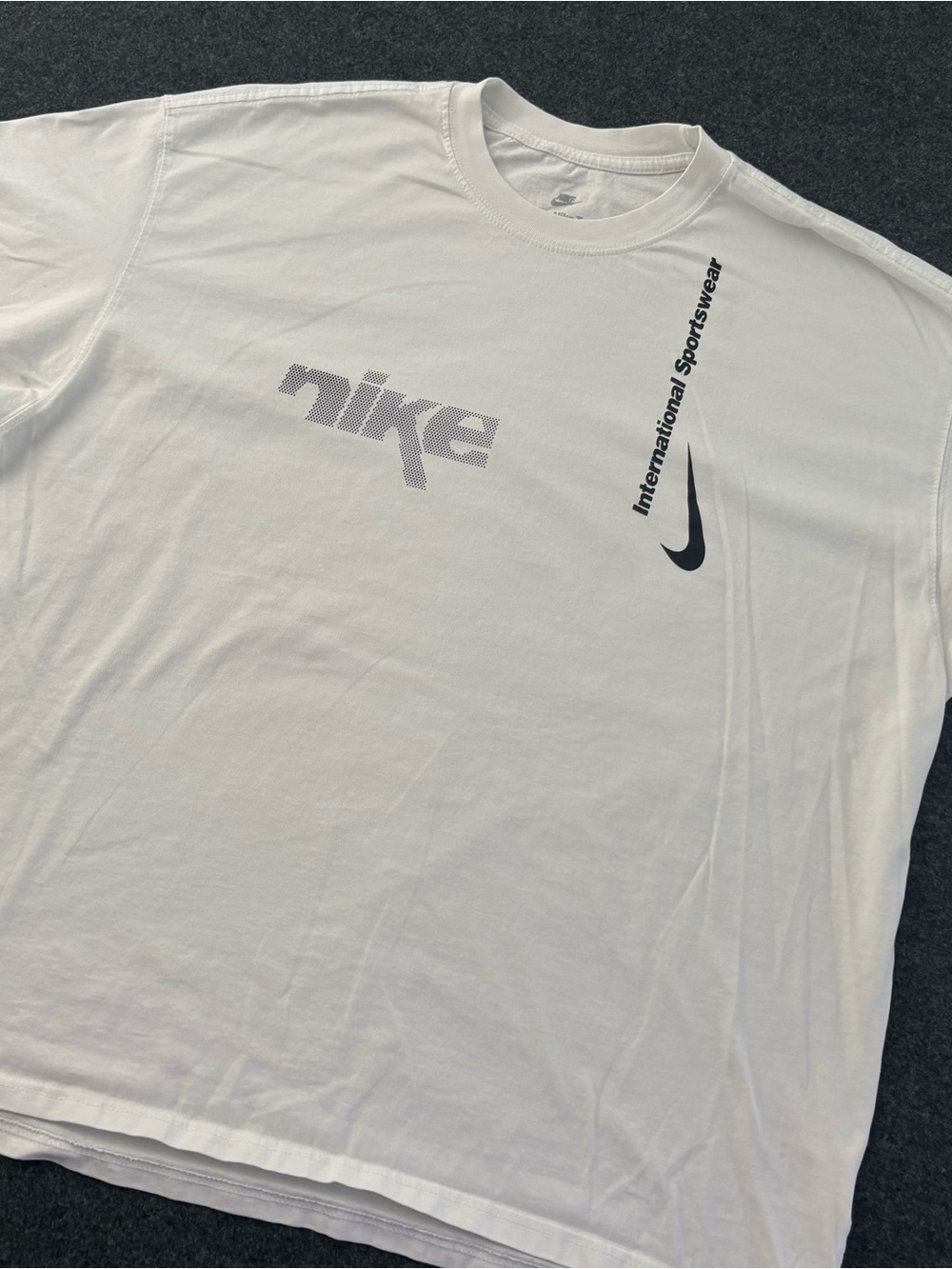 Nike Men's 2XL White Double-Sided Graphic Logo Crew Neck Short Sleeve T-Shirt